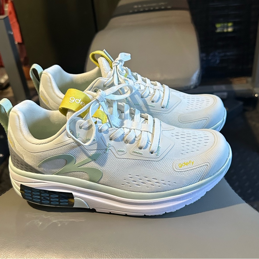 Gdefy Mehalef Sneakers New